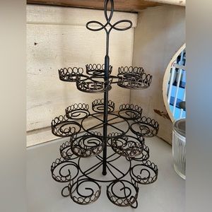 Home Interiors Better Homes and Garden Collection tiered Cupcake holder